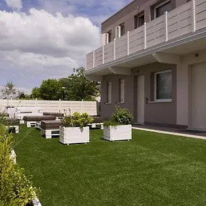 Home Suites Home Affittacamere Salionze